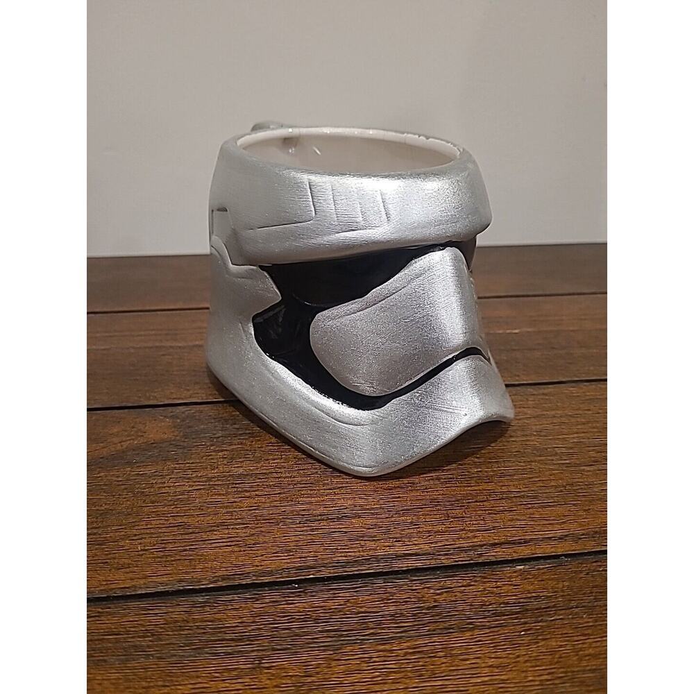 NEW ~ STAR WARS~CAPTAIN PHASMA~SILVER/BLACK STORMTROOPER MUG~ZAK! DESIGNS